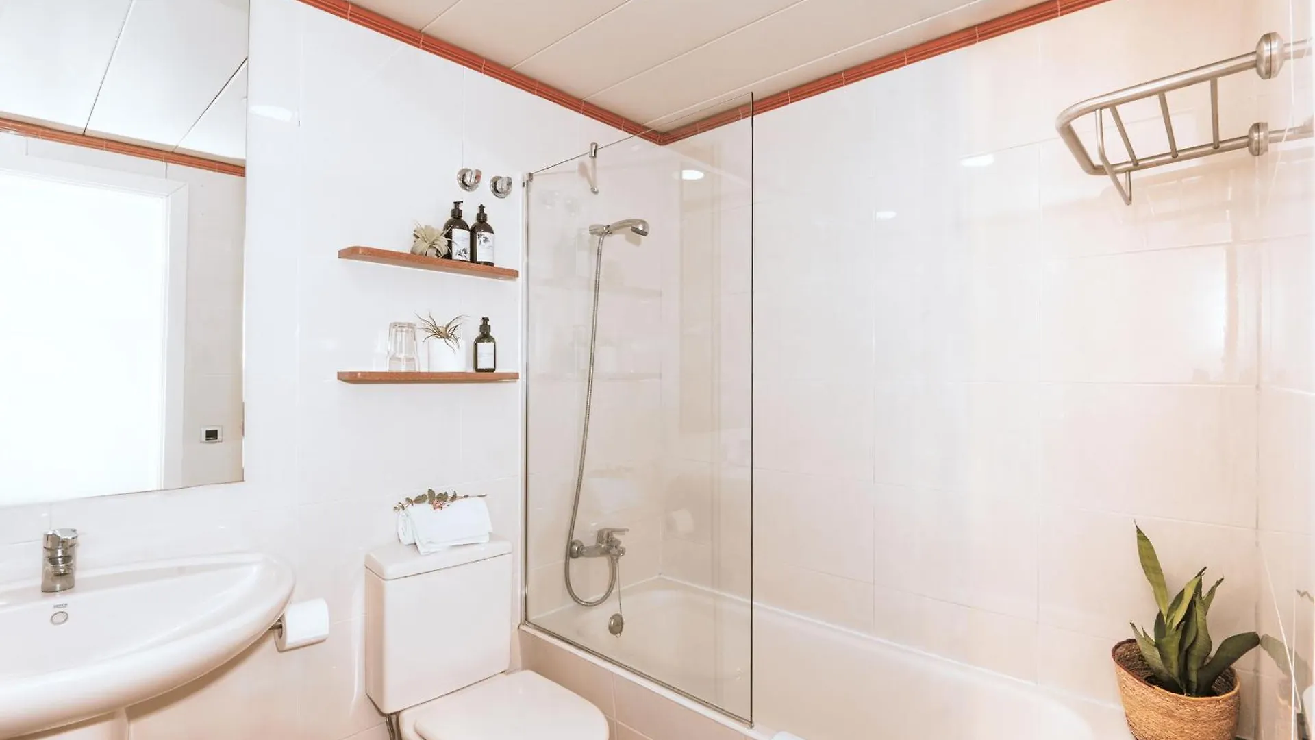 Apartamentos Porta Coeli Castelldefels 3*,