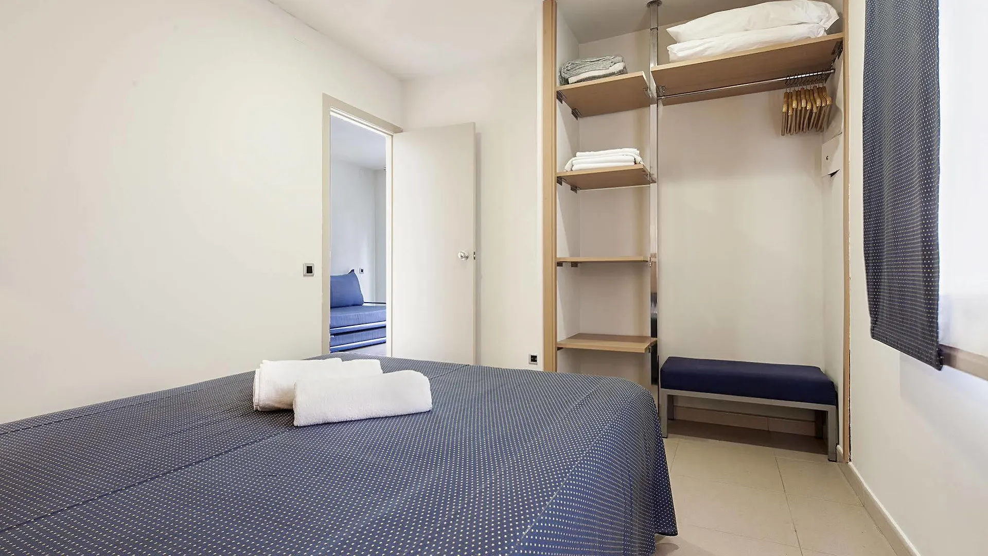 *** Aparthotel Apartamentos Porta Coeli Castelldefels Spain